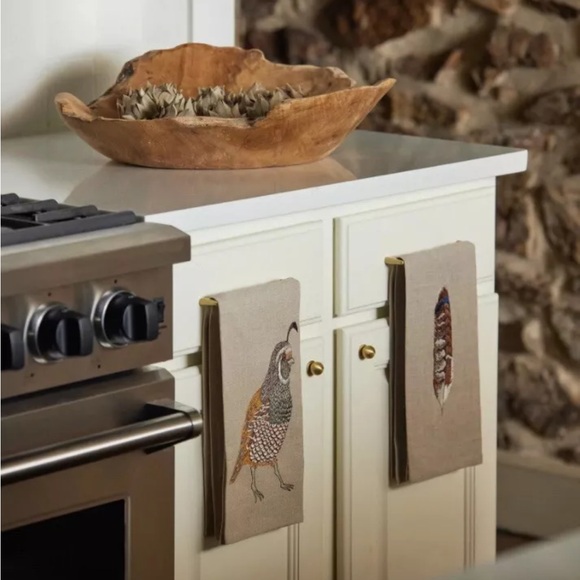 NWT Set Coral & Tusk Feather Embroidered Luxury Linen Kitchen Tea Towels - Picture 3 of 7